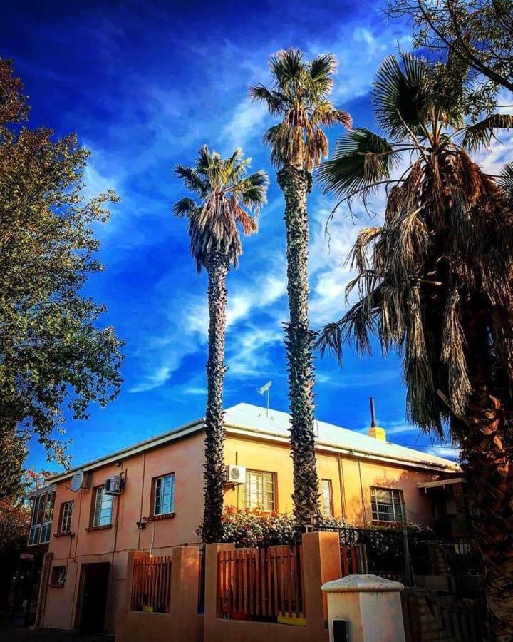 Halfmens Cc Elkoweru & Kliprand Guest House Springbok Exterior photo