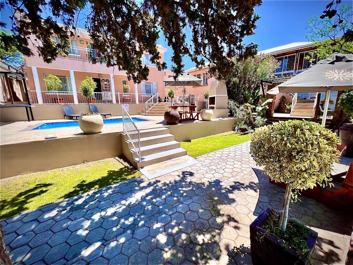 Halfmens Cc Elkoweru & Kliprand Guest House Springbok Exterior photo
